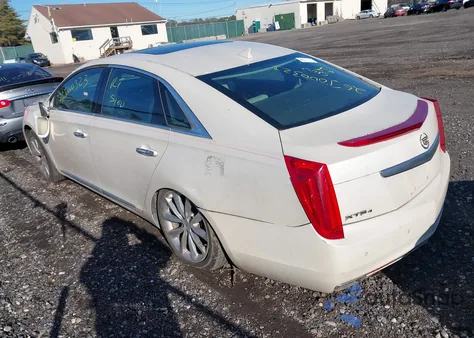 2013 Cadillac Xts Premium z USA, uszkodzony, nr VIN 2G61T5S38D9102600